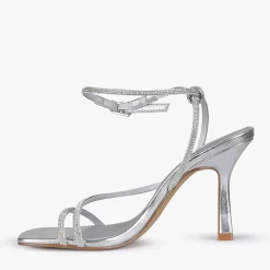 Women London Rebel Kacey